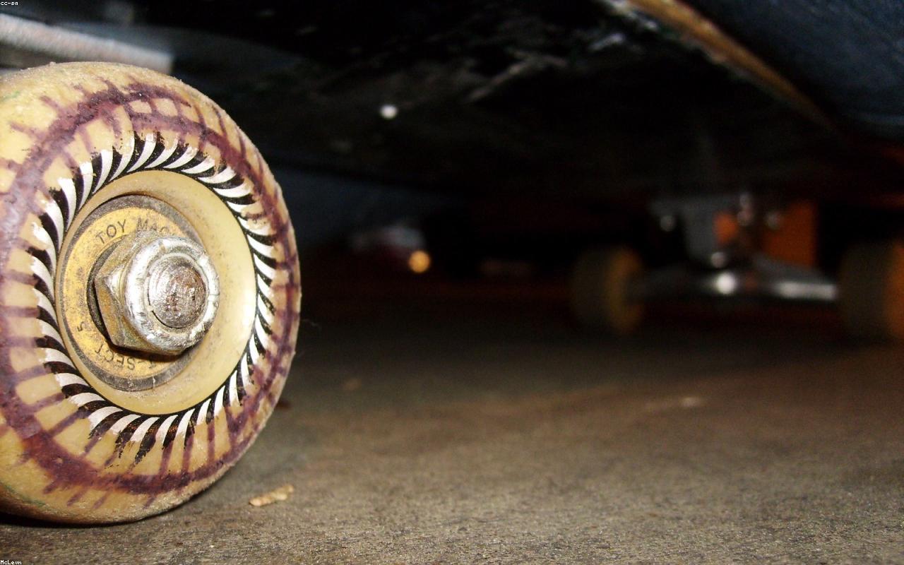Skateboard